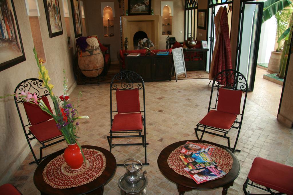 马拉喀什 达尔苏凯娜摩洛哥传统庭院旅馆酒店 客房 照片